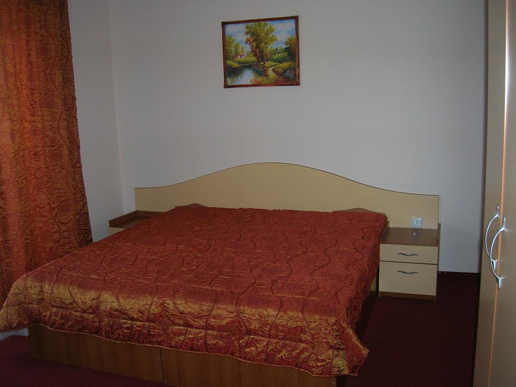 Guest House Aristokrat Obzor Quarto foto